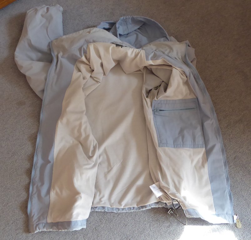 XS.EXES hellblaue Übergangsjacke