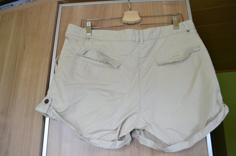 Beige Hotpants H&M