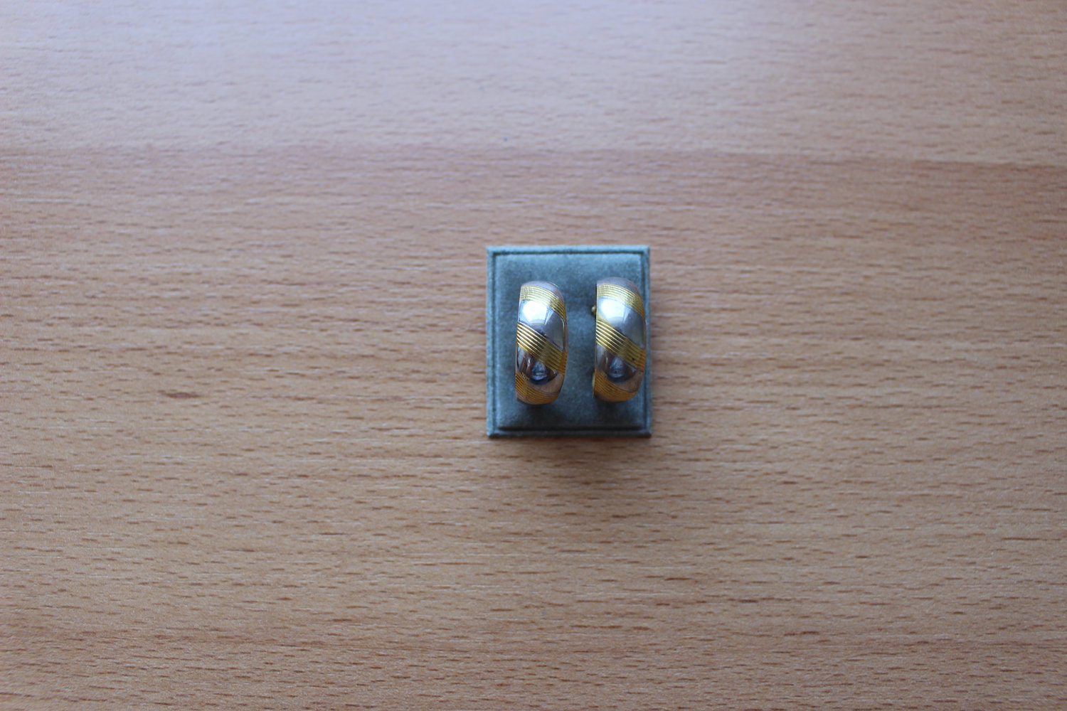 279. Neue Ohrringe/Creolen, Modeschmuck