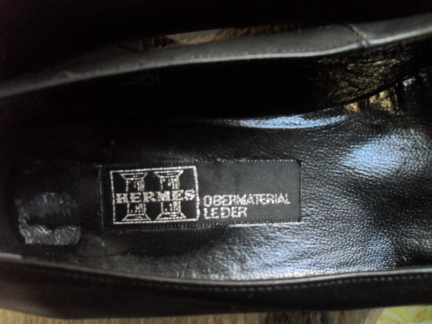 schlichte Leder Pumps