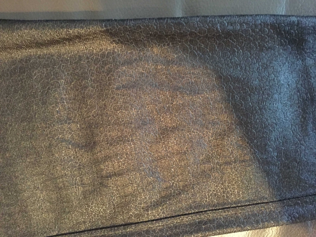 Legging schwarz gläzend mit Muster