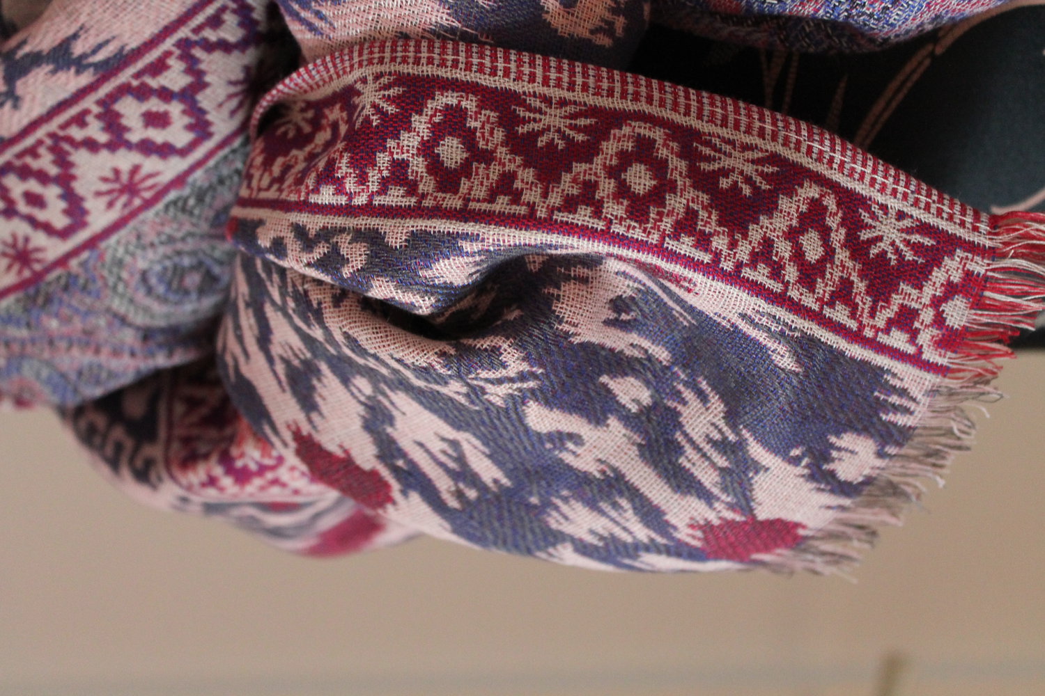 Schöner Webschal/ Schal / Tuch Orsay, bunt, NEU