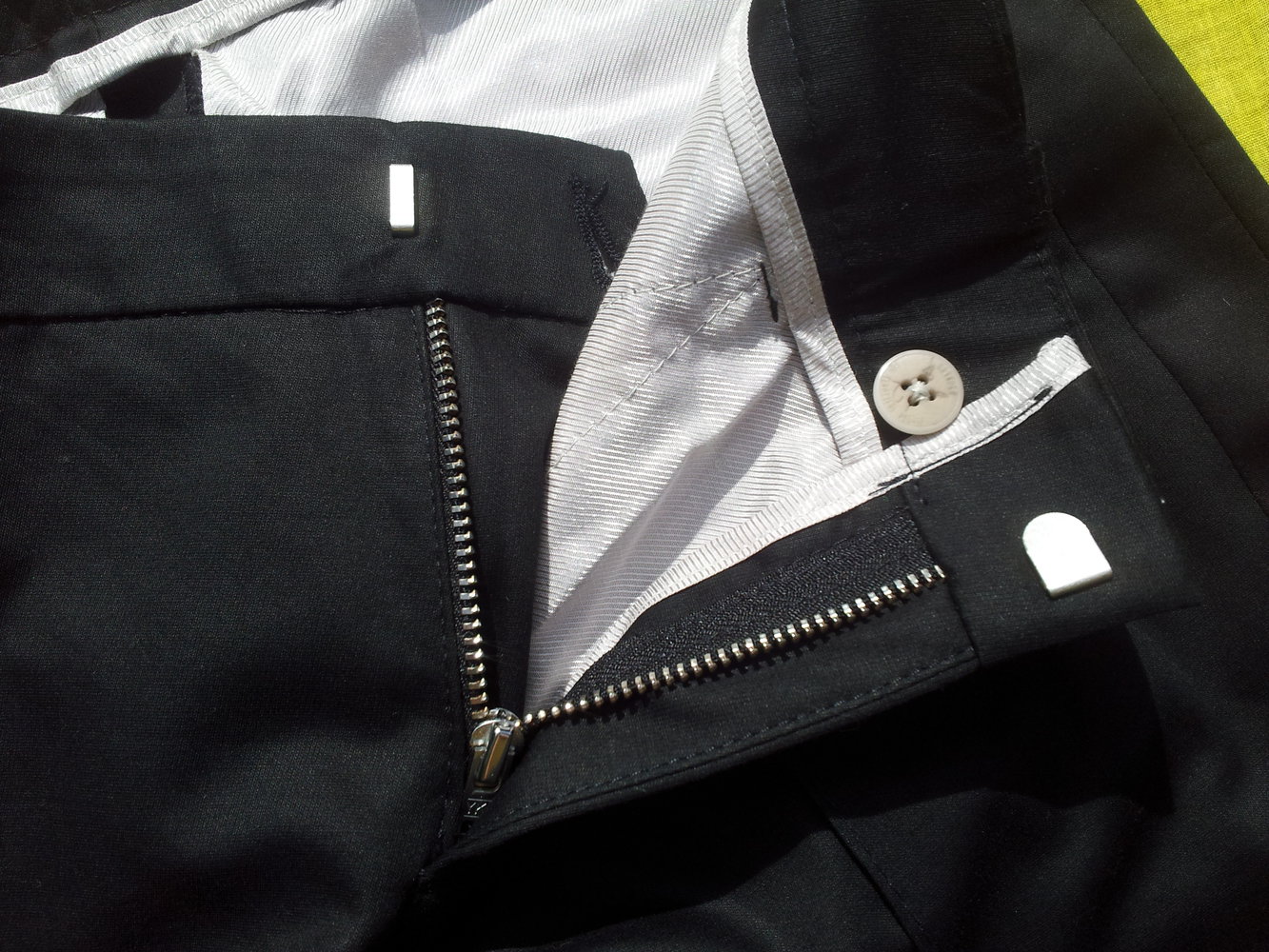 Anzughose Stoffhose Drykorn schwarz Gr. 27 bzw 34 NEU