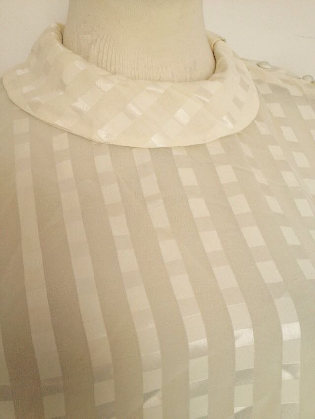 Exclusive Design Vintage 80/90 Jahre Creme  Bluse 