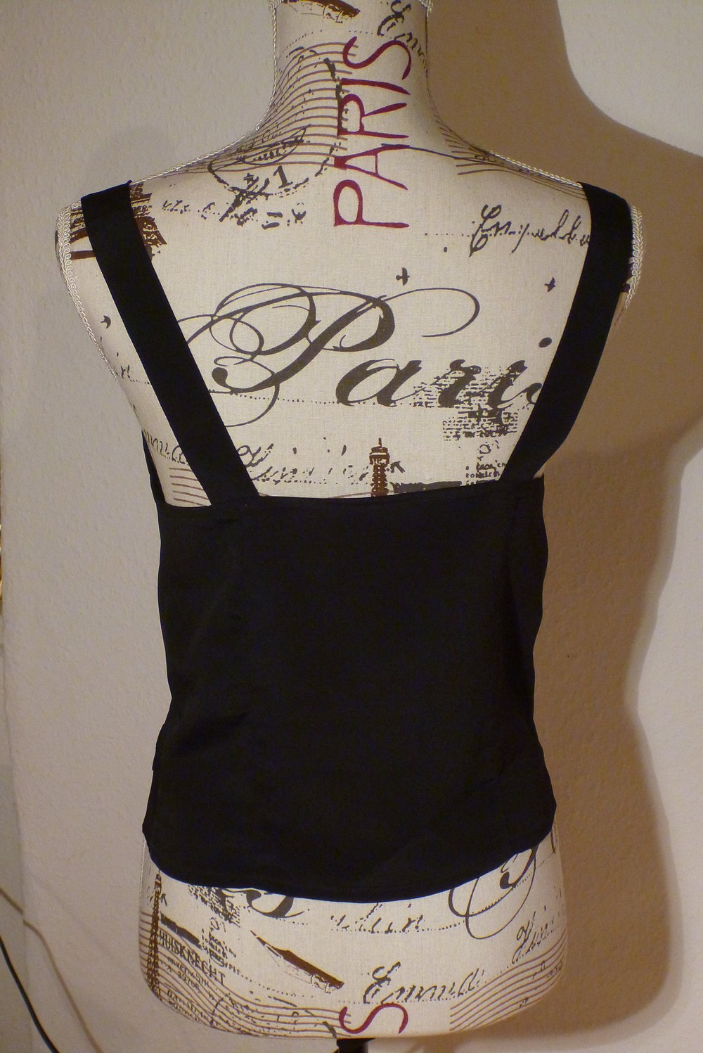 schwarzes Westen-Shirt, Gr. 36/38