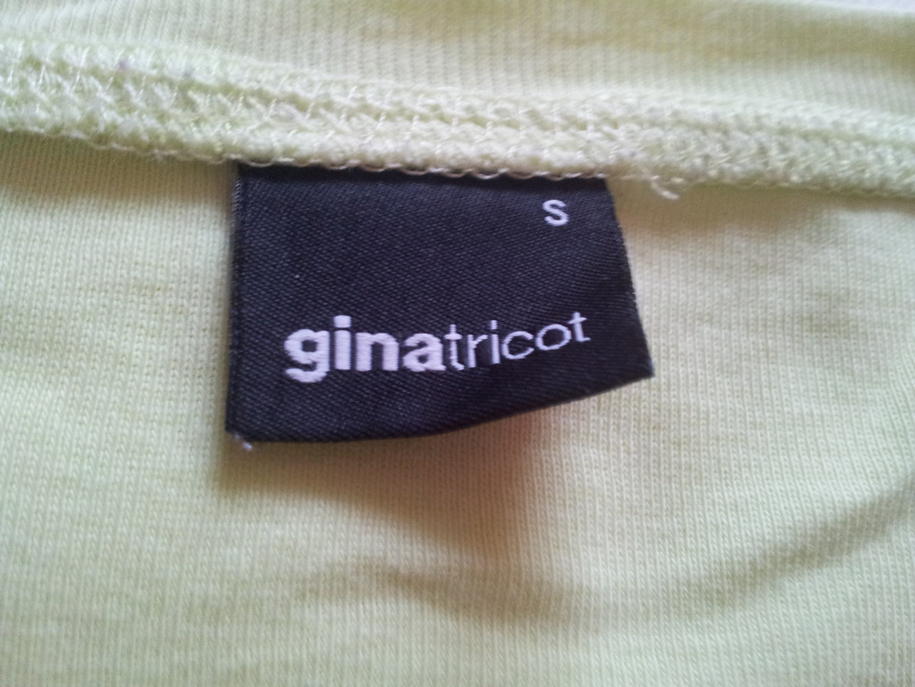  Top Shirt Gina Tricot gelb hellgelb Pastellgelb blassgelb