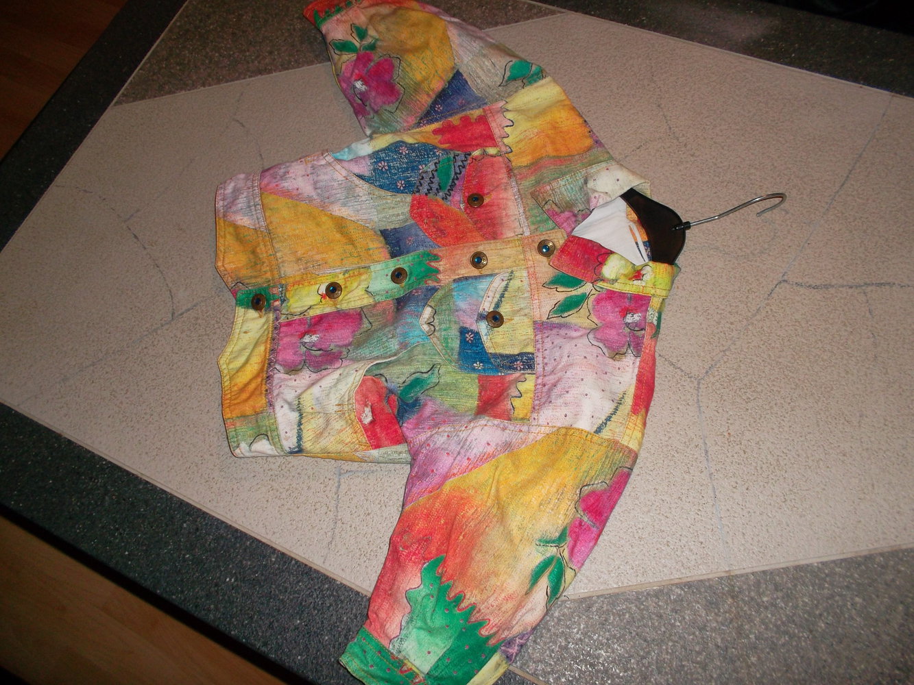 hochwertige kinderjacke,gr. 104,neuwertig