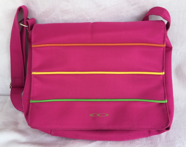 Pinke Umhängetasche