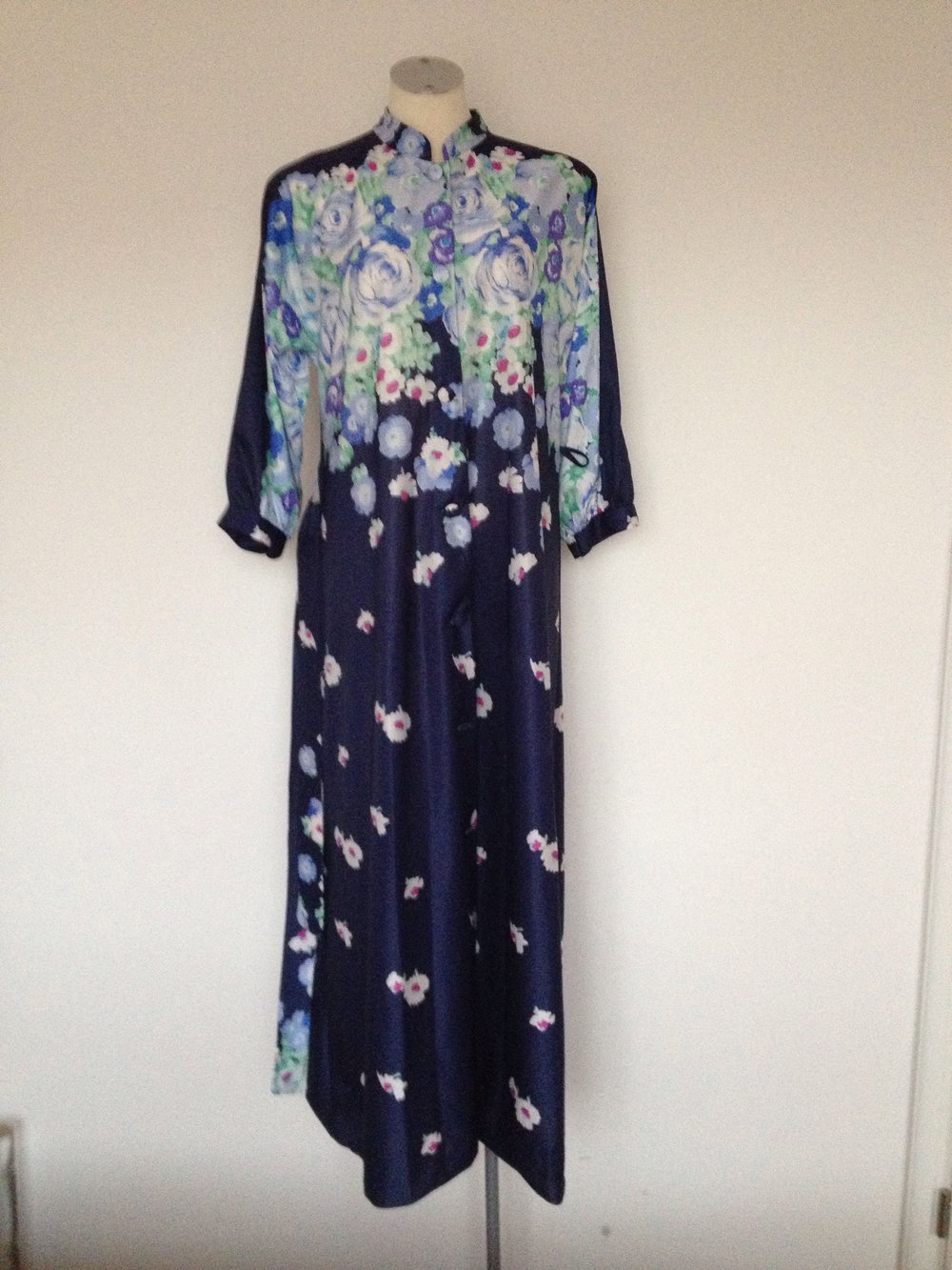 Exklusiver Vintage Blümchen Bademantel Morgenmantel 