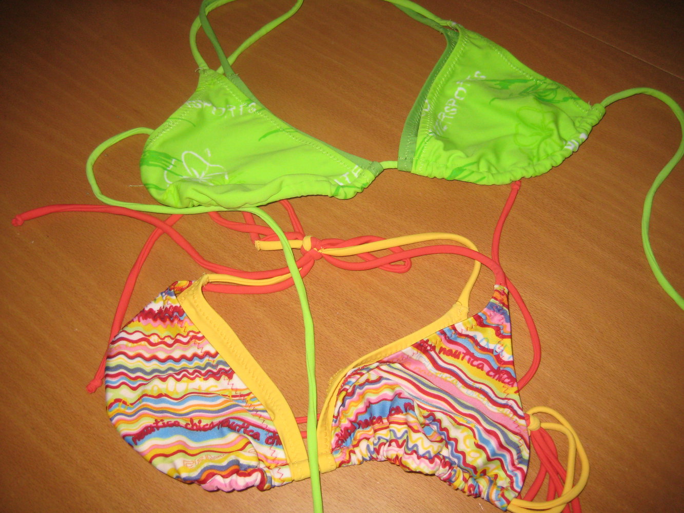 Doppel Triangel Bikini von Camaro Gr. XS + S