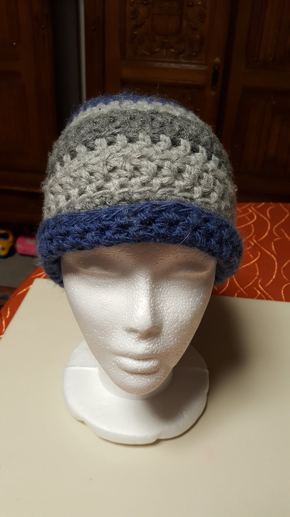 415. Häckelmütze, Gr. 52-54