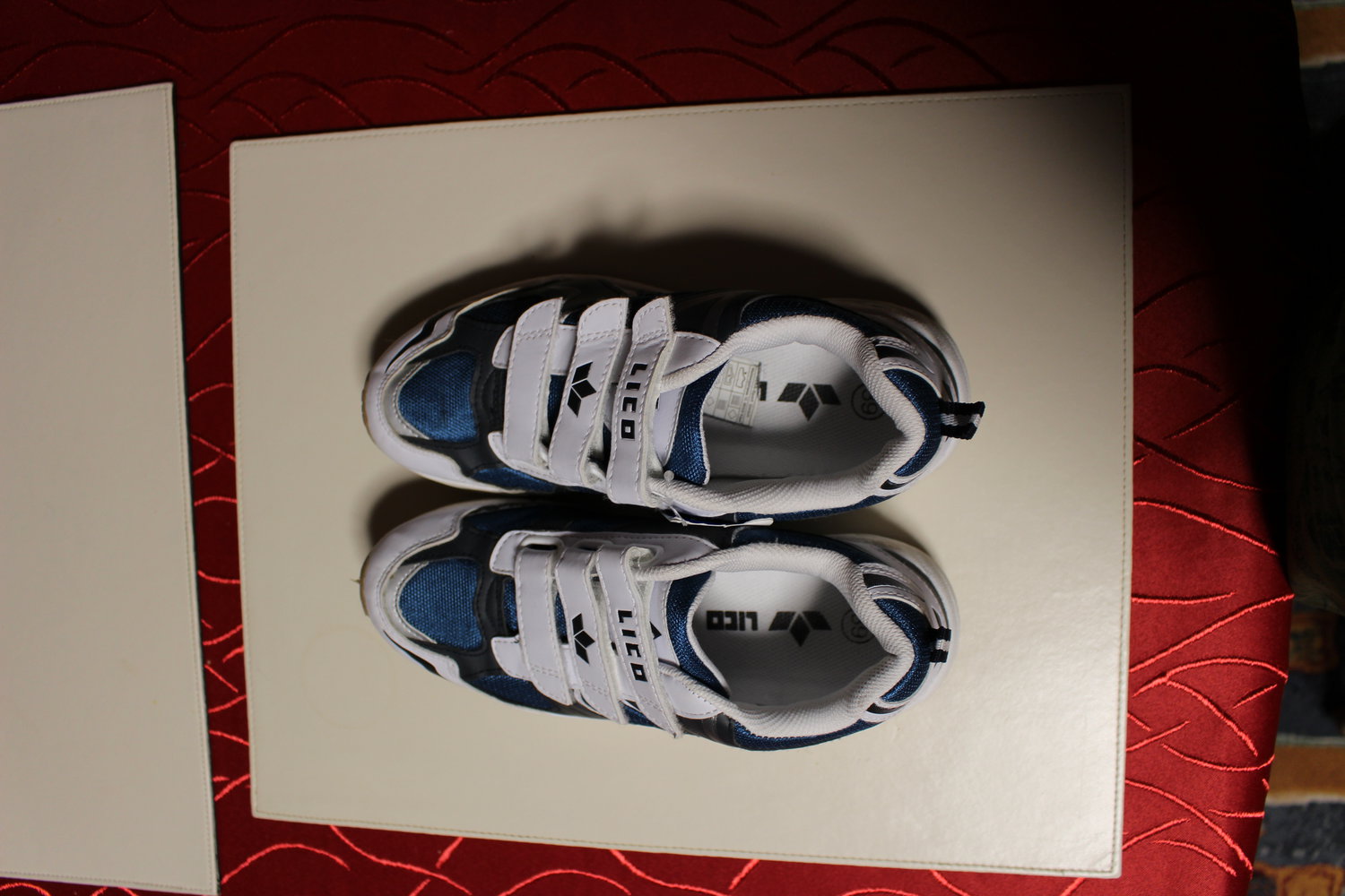 368. Hallenschuhe von Lico, Gr. 39