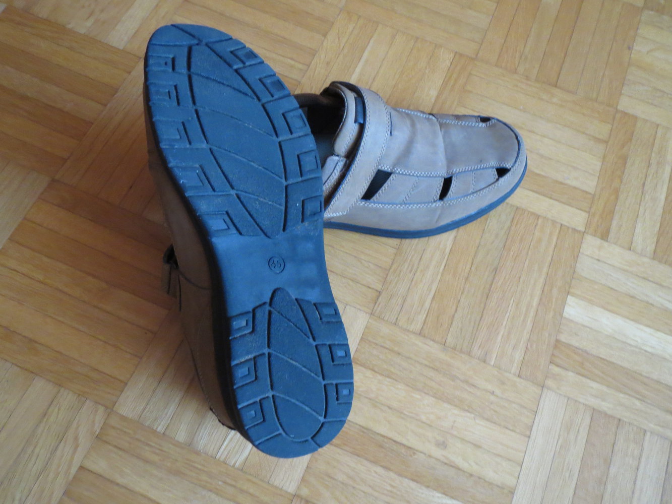 Slipper, Klettslipper, Gr.45, beige