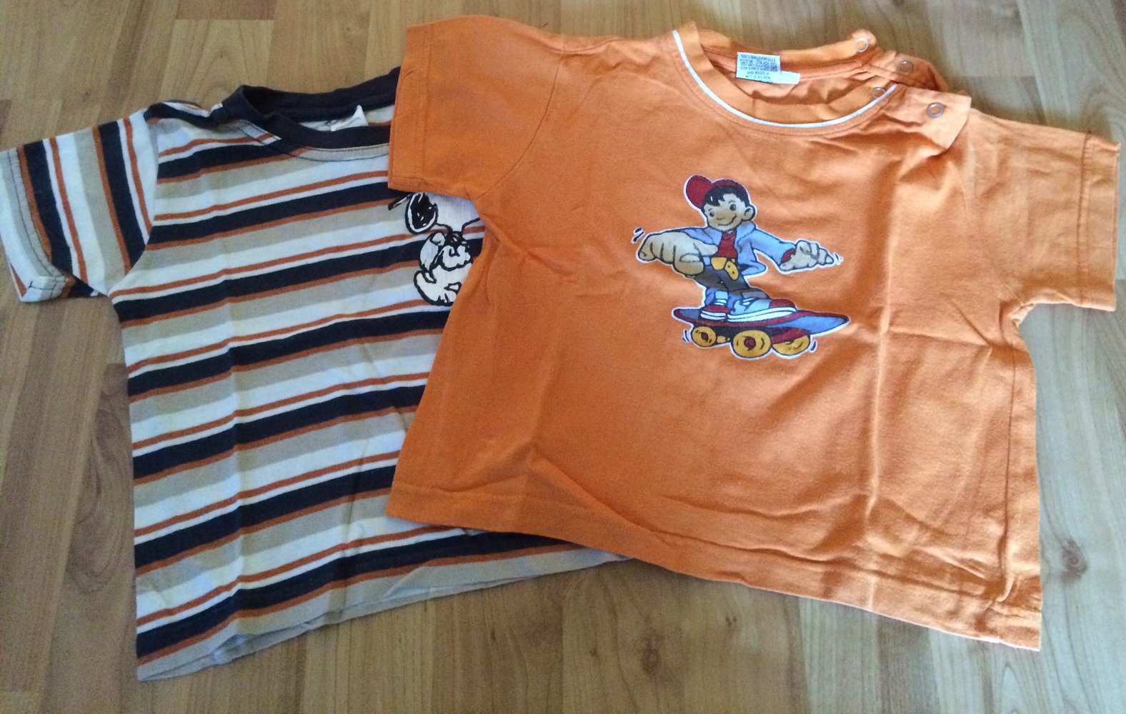 2 T-Shirts Größe 86/92