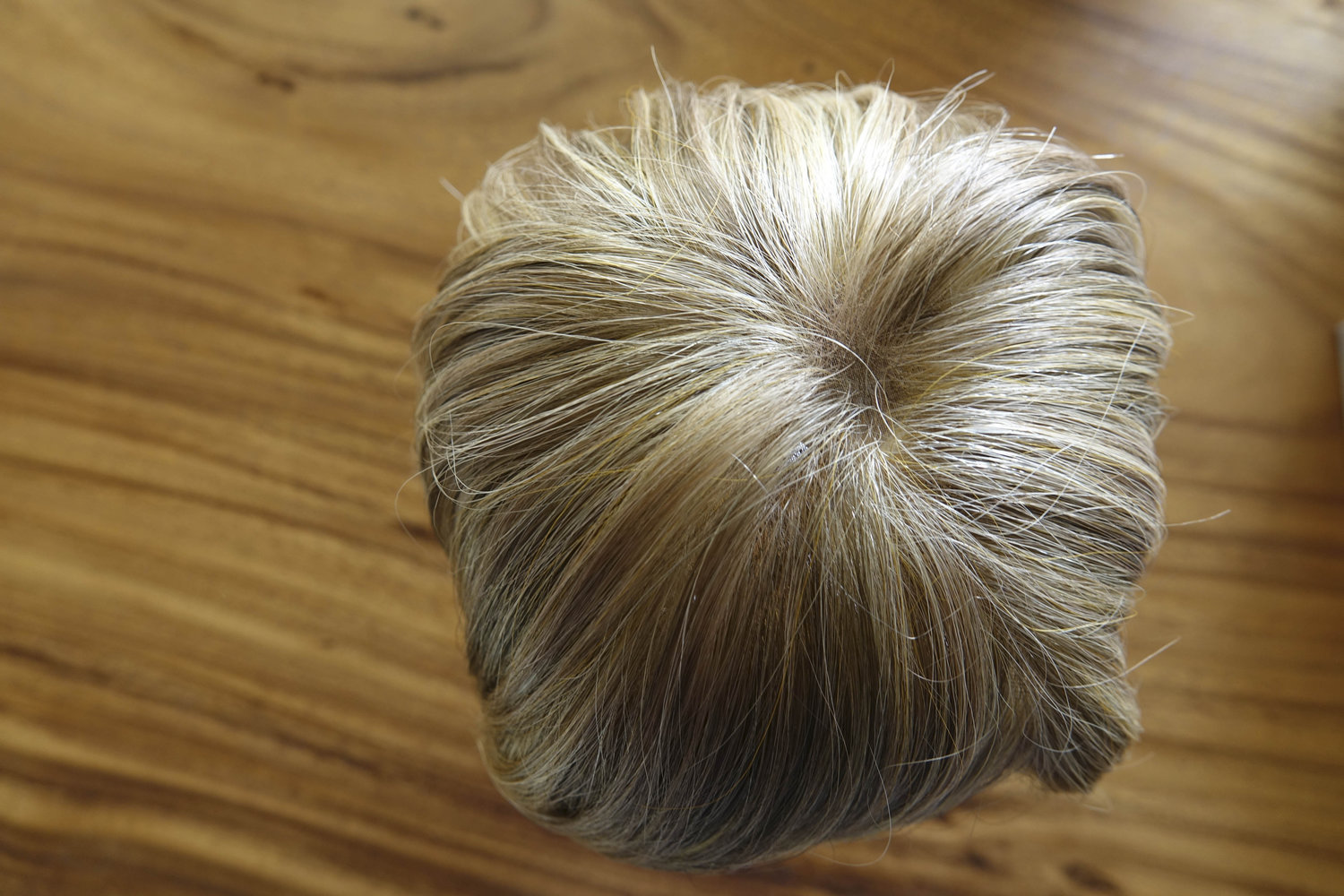 Schöne Perücke /Zweithaar von Revlon