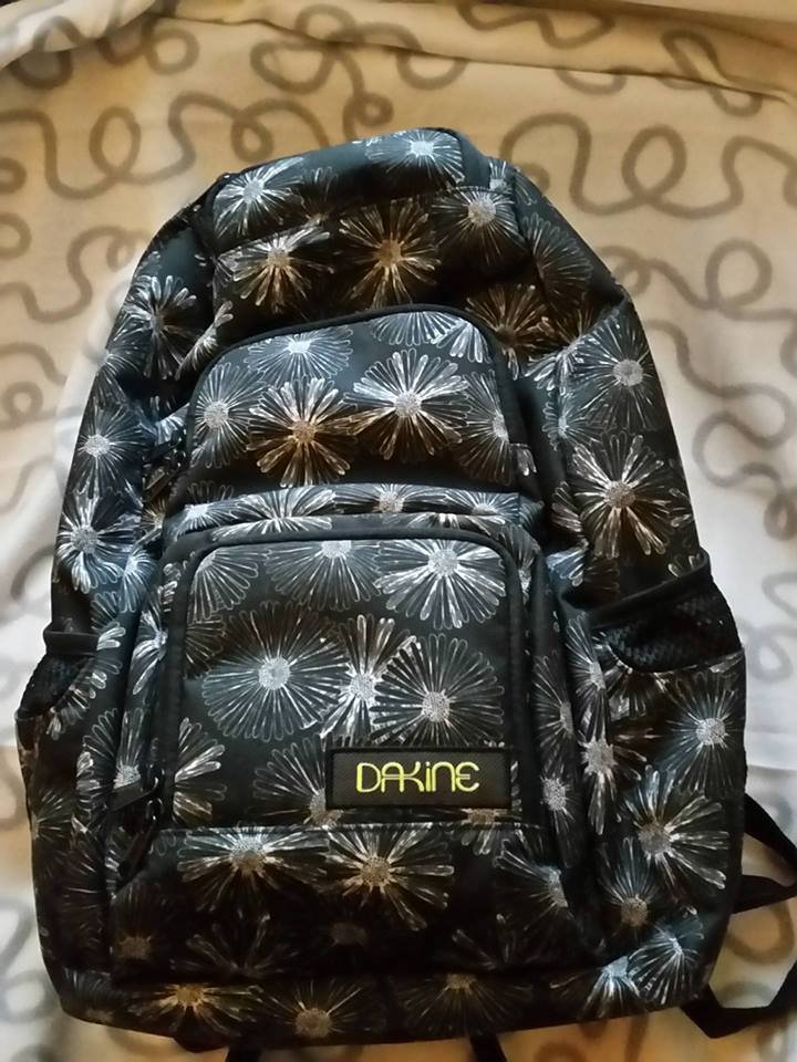 Dakine Jewel Rucksack | Flora | Blümchen | schwarz | weiß | grün | 26L