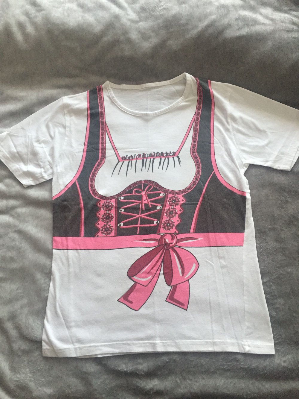 Dirndl- T-shirt / Fun- shirt gr.L 