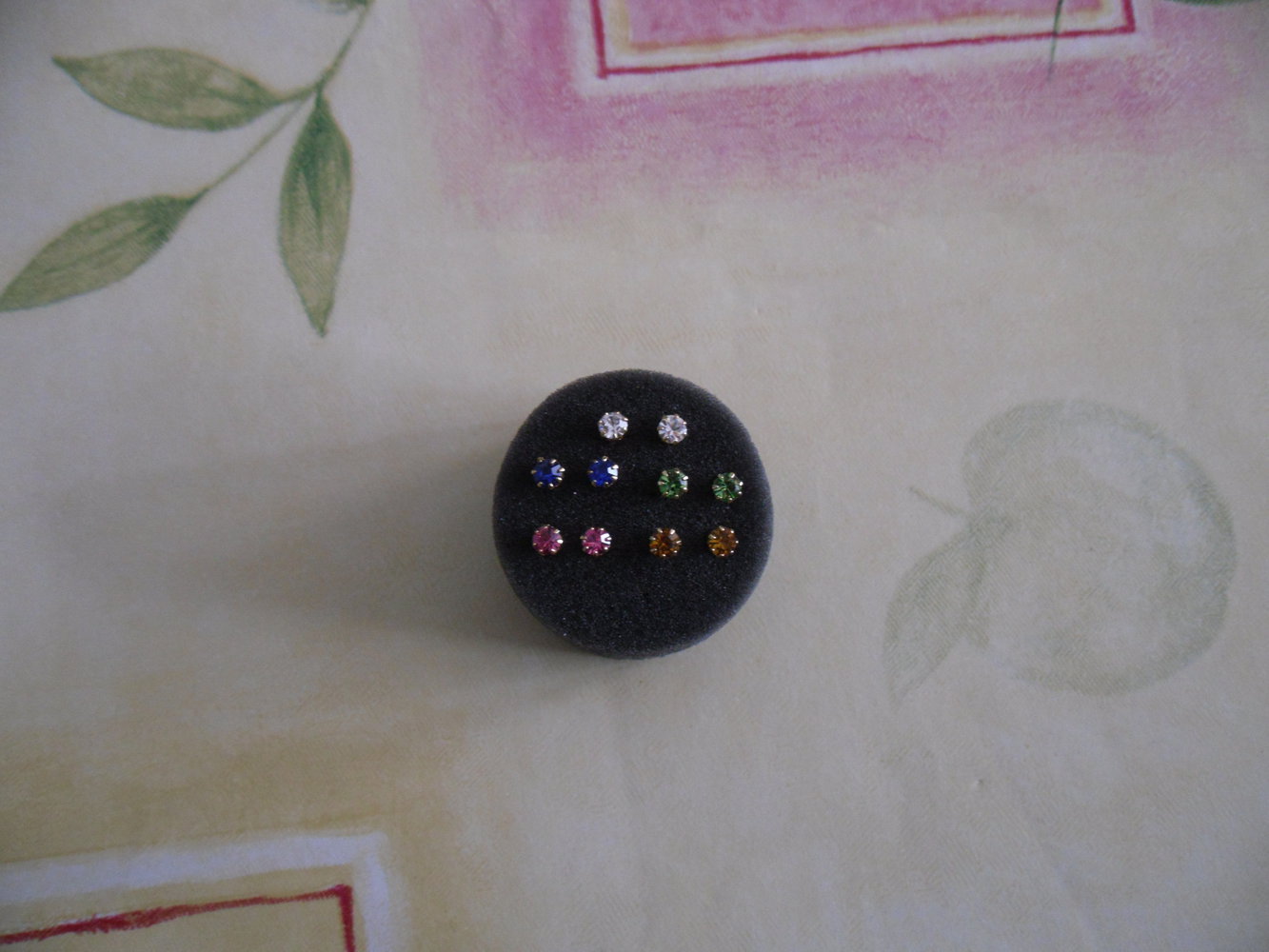 5 Paar goldene Ohrstecker