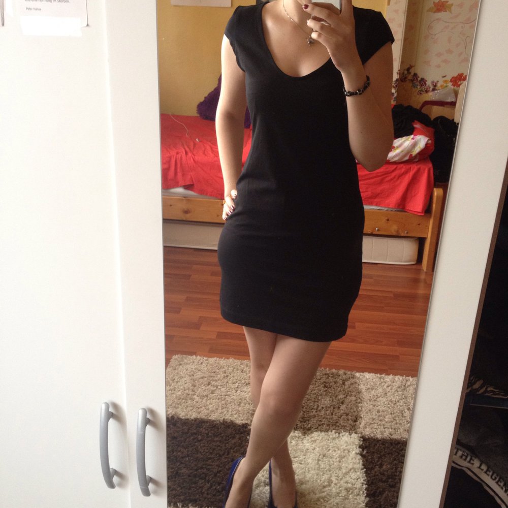 Kleid von h und m GR M basic