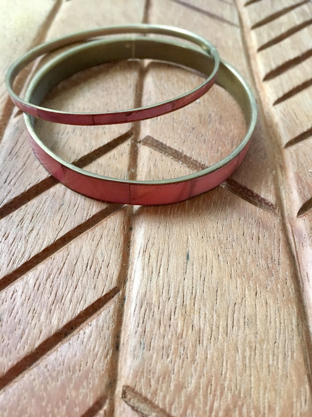 Armreifen Armband Set Rose Perlmutt
Dünner und Breiter Armreif