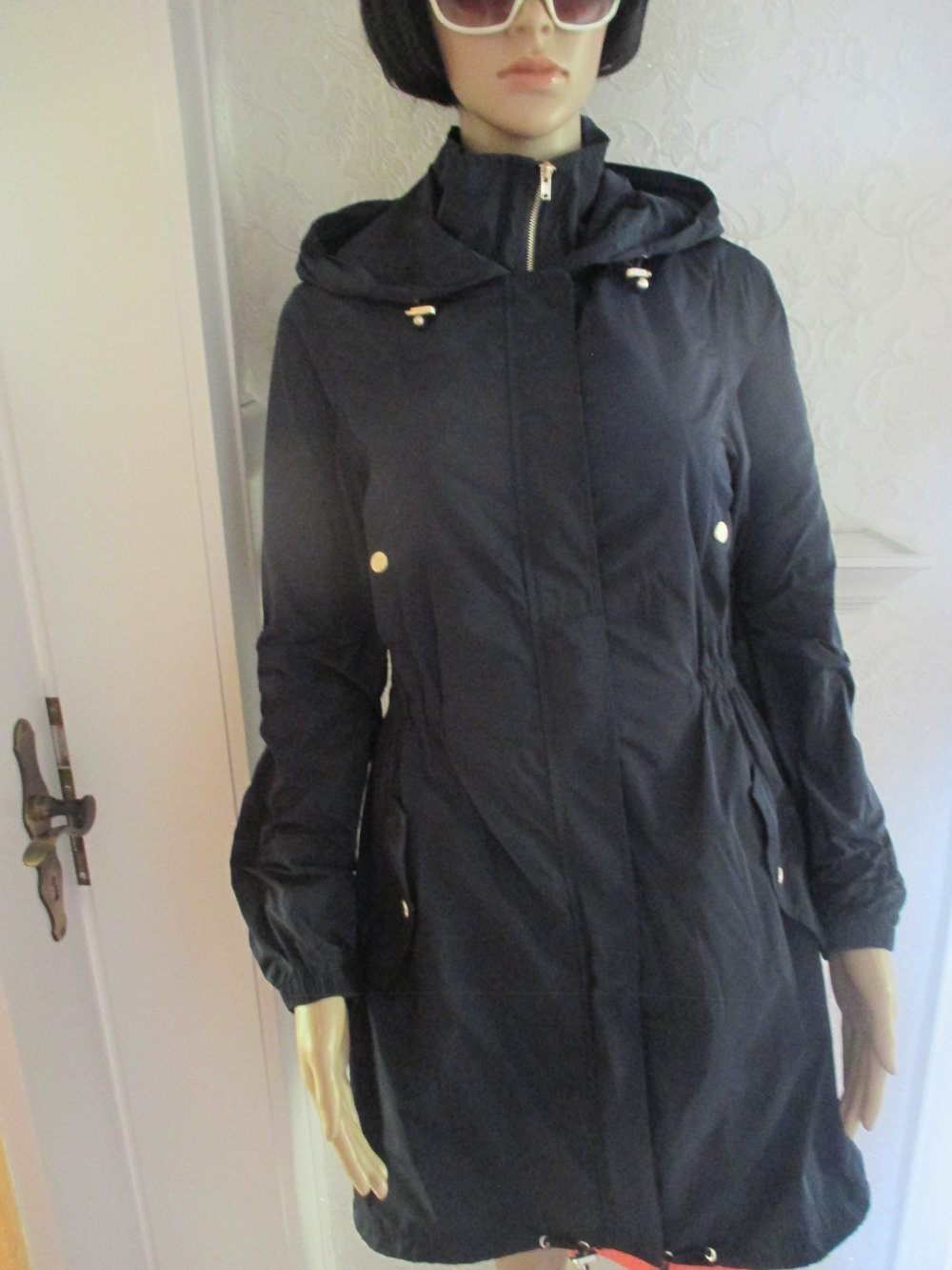 NEU * Seidig * Multifunktion * Trench Coat * Kapuzen * Long- Jacke oder Kurz- Mantel 