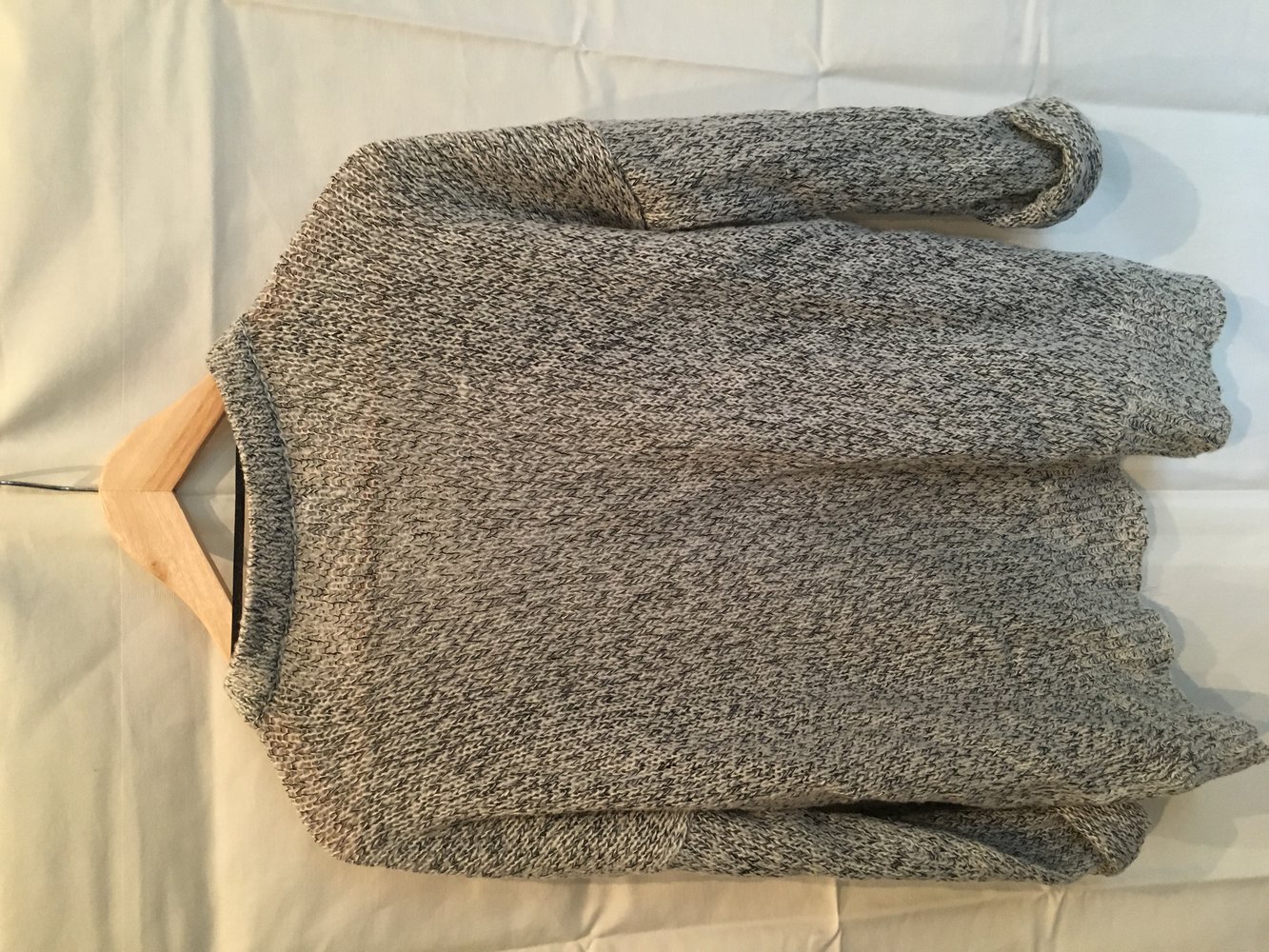 Grau melierter Cardigan