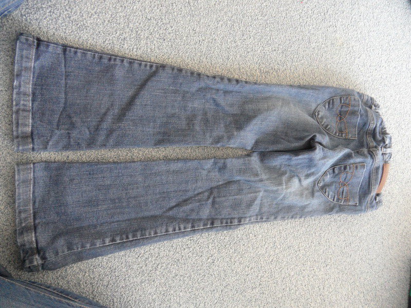 Vertbaudet Schleifen Jeans Gr. 122/128