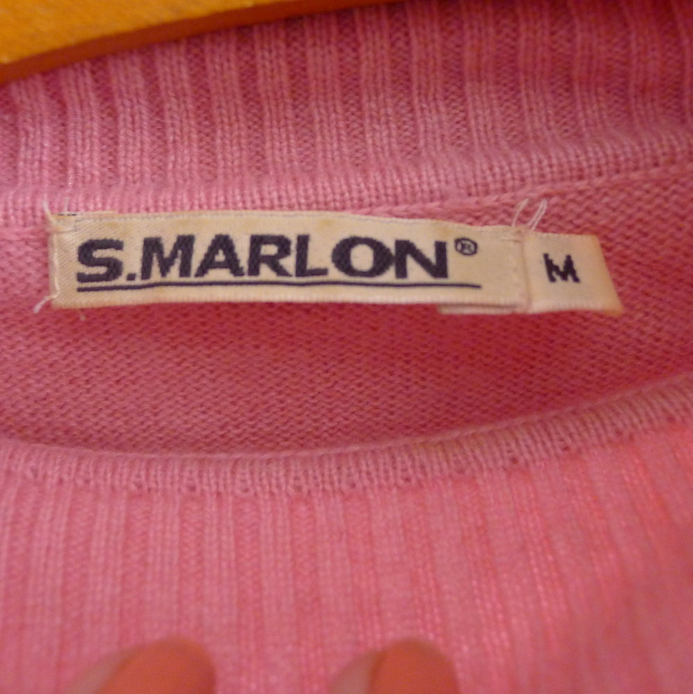 Pinker kurzärmliger Rollkragenpullover von S. Marlon