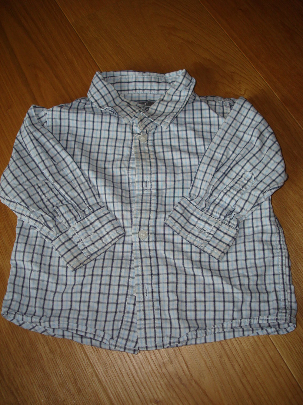 süßes Hemd von H&M LOGG In Gr. 74