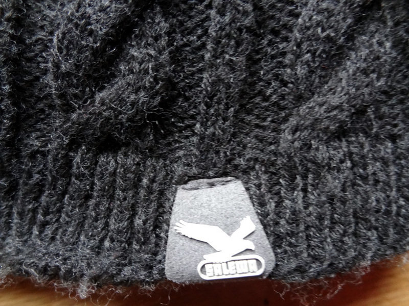 Salewa Mütze Beanie Strickmütze grau Zopfmuster gefüttert
