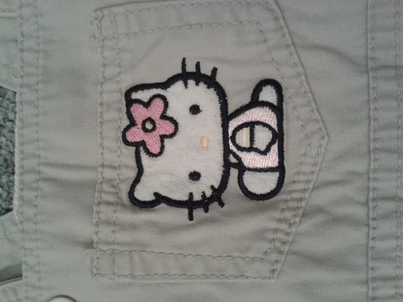 Hello Kitty Latzkleid