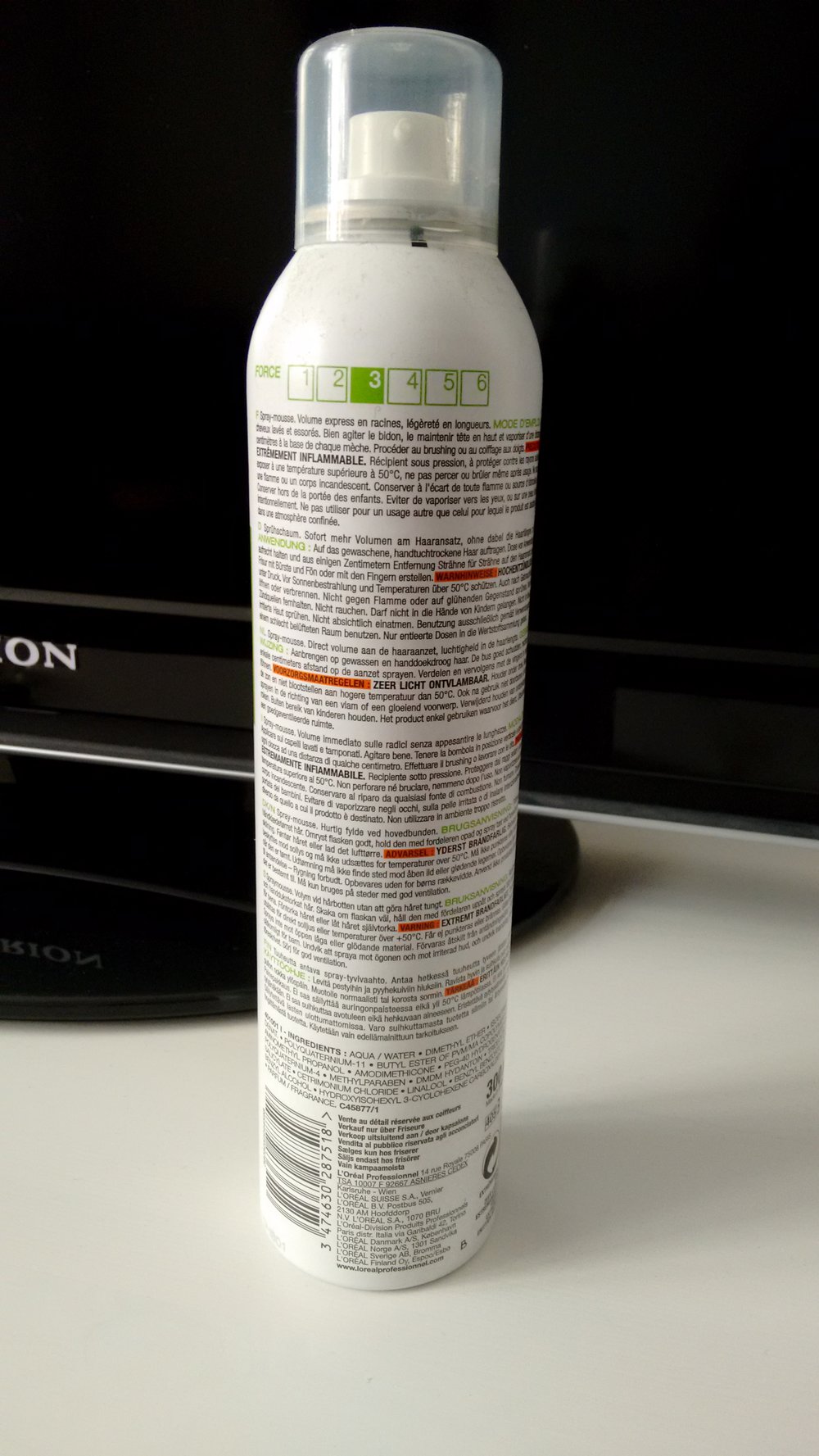 L'Oréal Professionnel: Volume lift techni.art Sprühschaum für Ansatz Volumen / Root Lift Spay-mousse