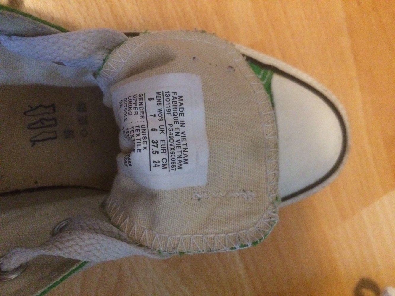 Grüne Converse 37.5