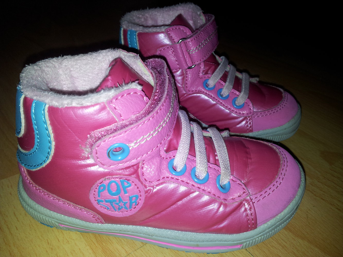 Turnschuhe Gr. 22 rosa hellblau