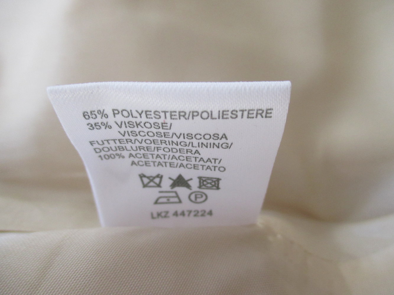 edler Falten Rock von Apart, creme beiger Farbton, chintzartiges Material, Gr. 36 , Neu mit Etikett, A - Linie