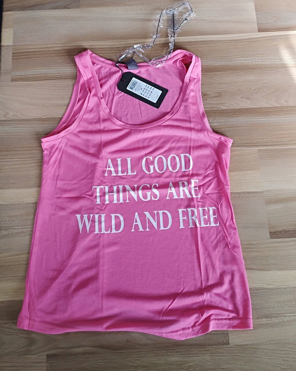 All good things are wild and free top Größe M
