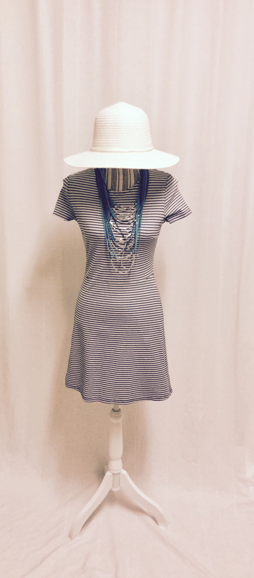 Bershka M Marine Kleid  blau weiß gestreift 