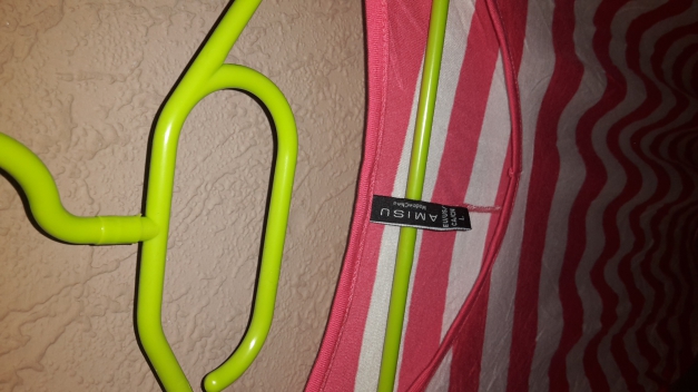 T-Shirt in gestreift 