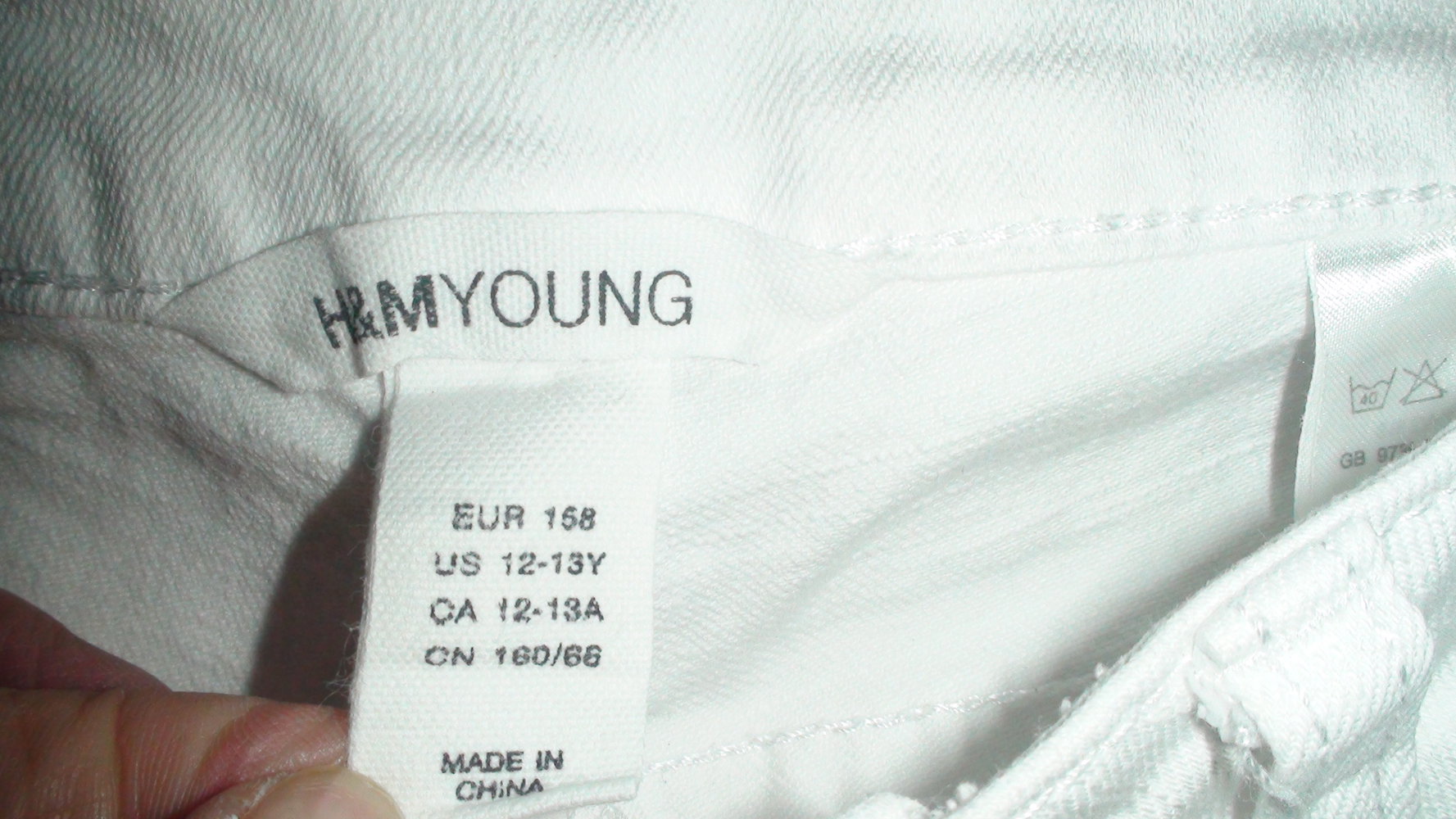 H&M Röhrenjeans Gr.158