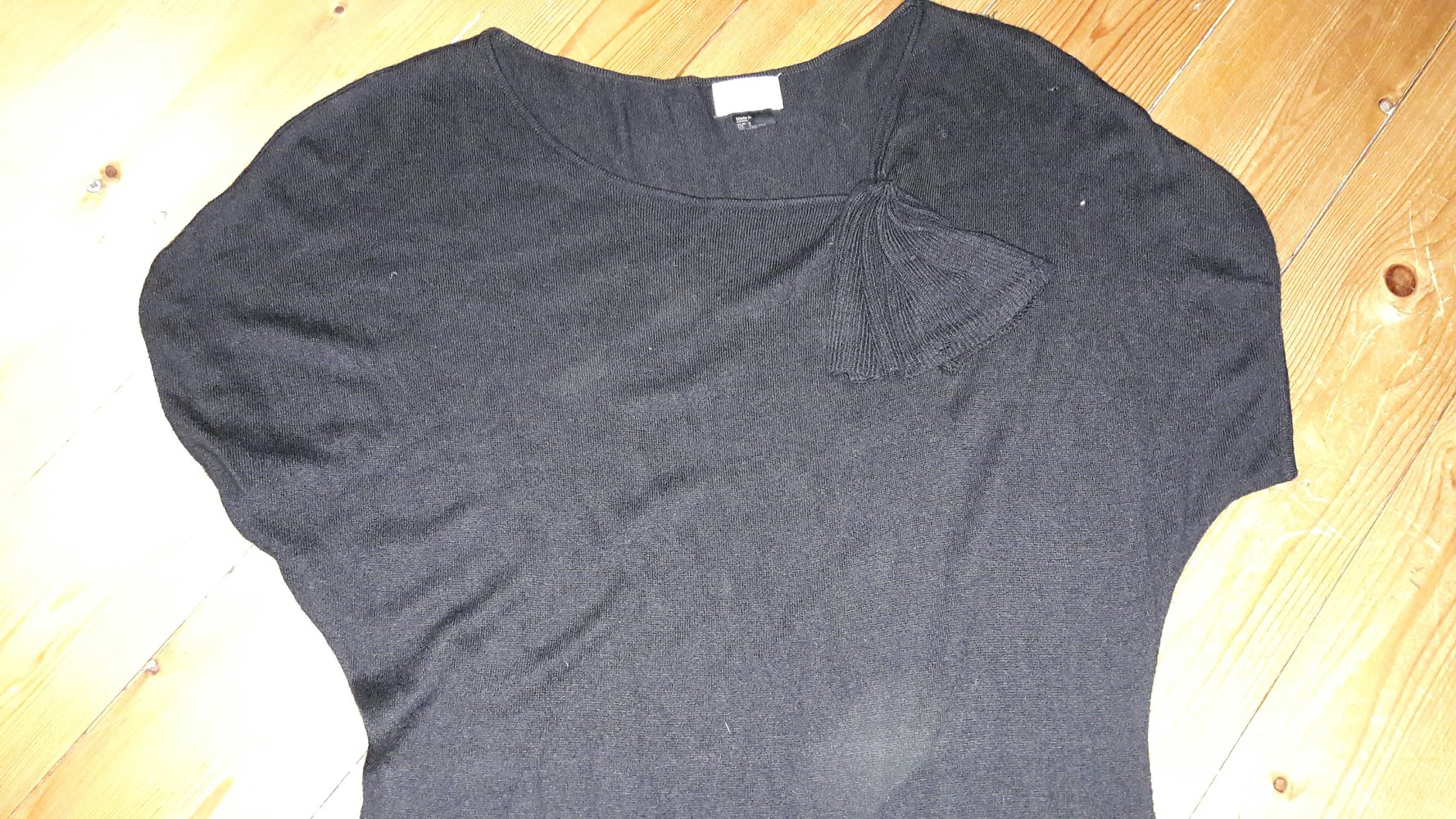 Schwarzes Kleid von H&M 