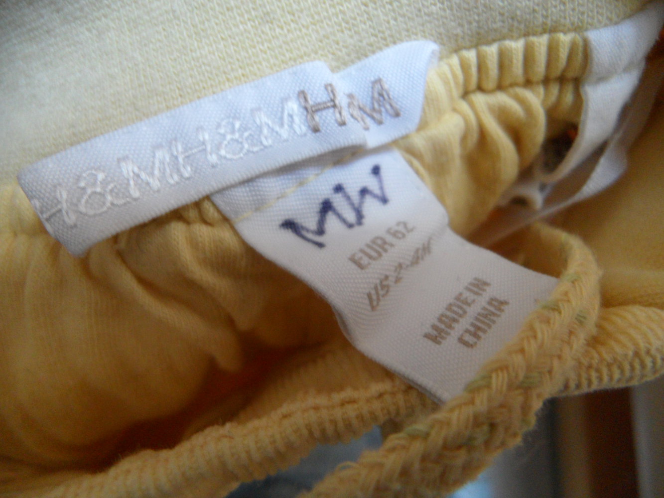 tolle H&M Hose Cord gefüttert