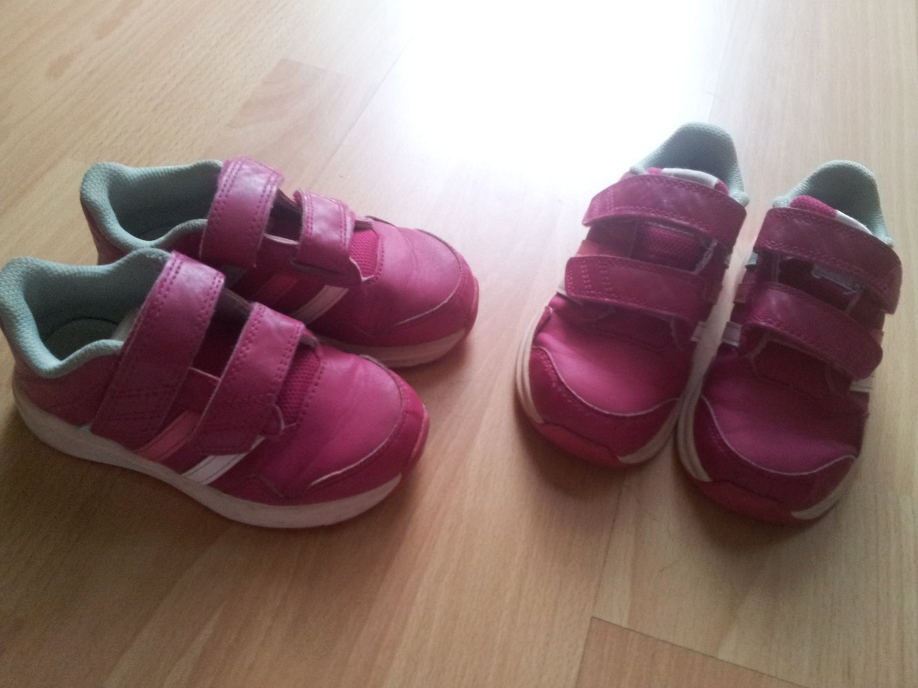 1x Turnschuhe Sneaker Adidas pink rosa Gr. 25