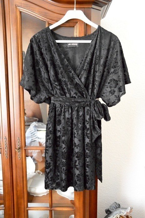 Samt Kleid Blumen Muster trend durchsichtig transparent Schleife