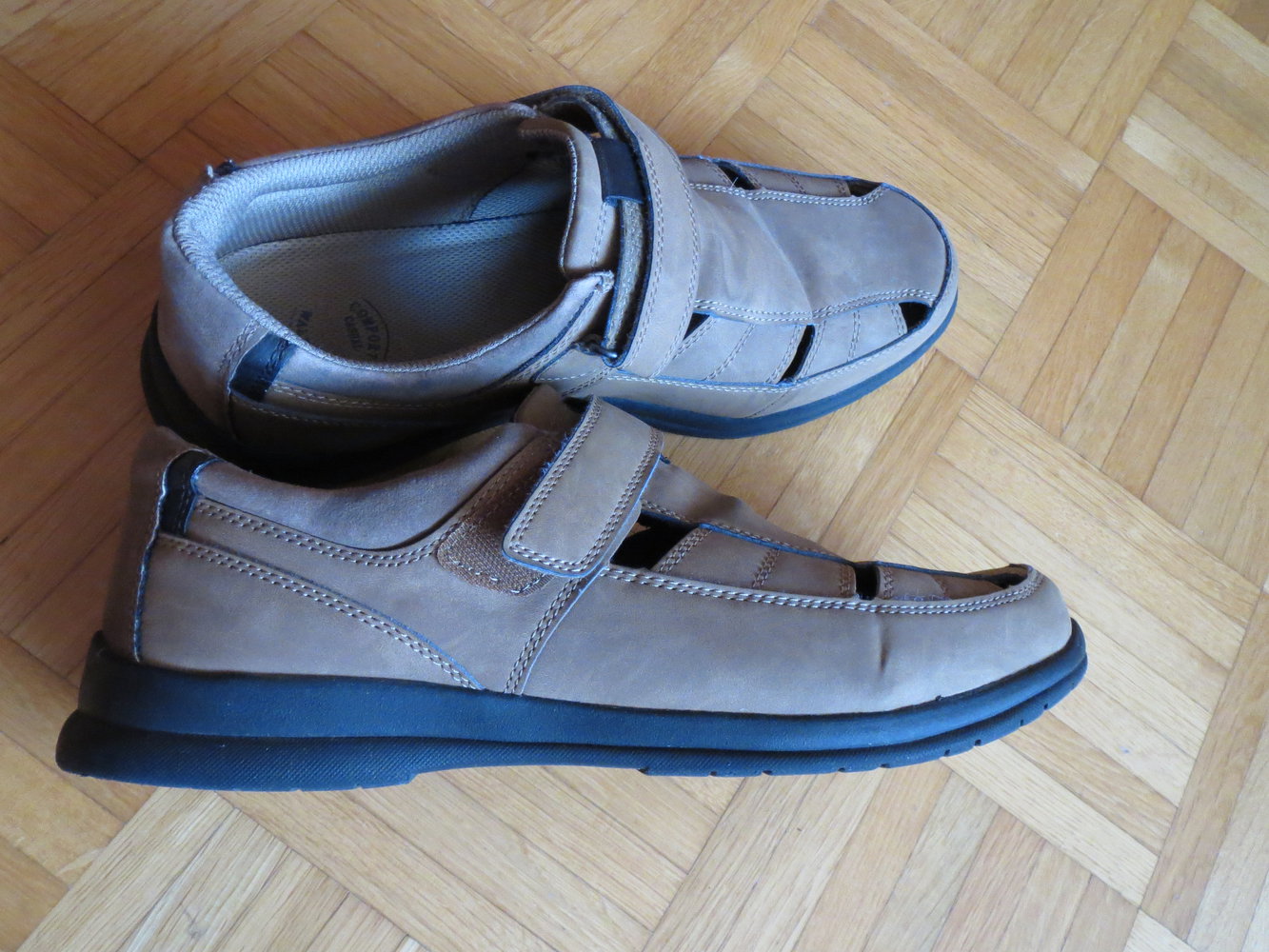 Slipper, Klettslipper, Gr.45, beige