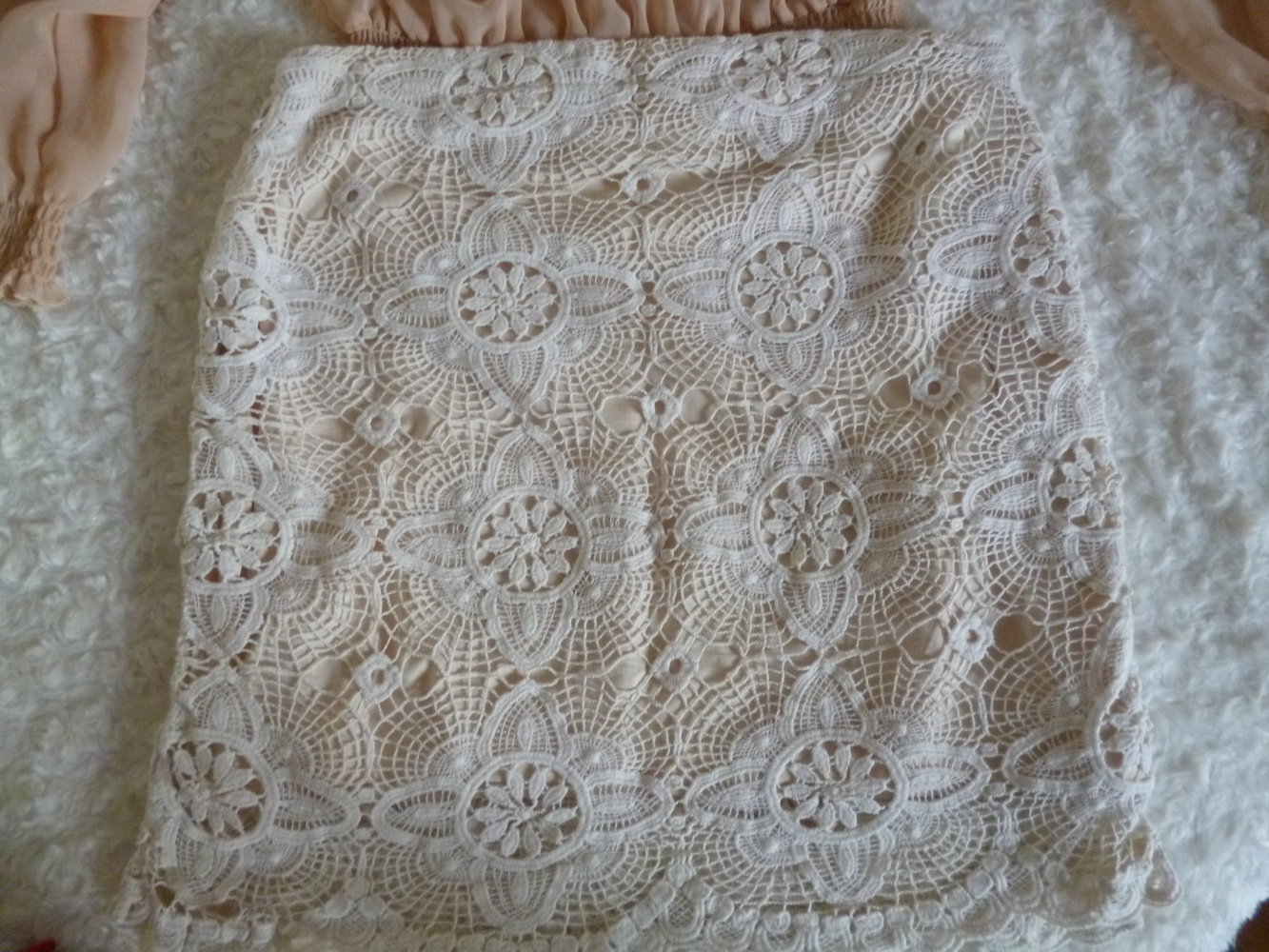 Gehäkelter Spitzenrock creme 40 von Forever21 Romance