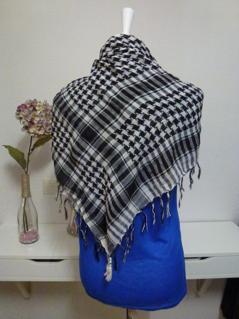 Schöner, großer warmer Schal Oversize