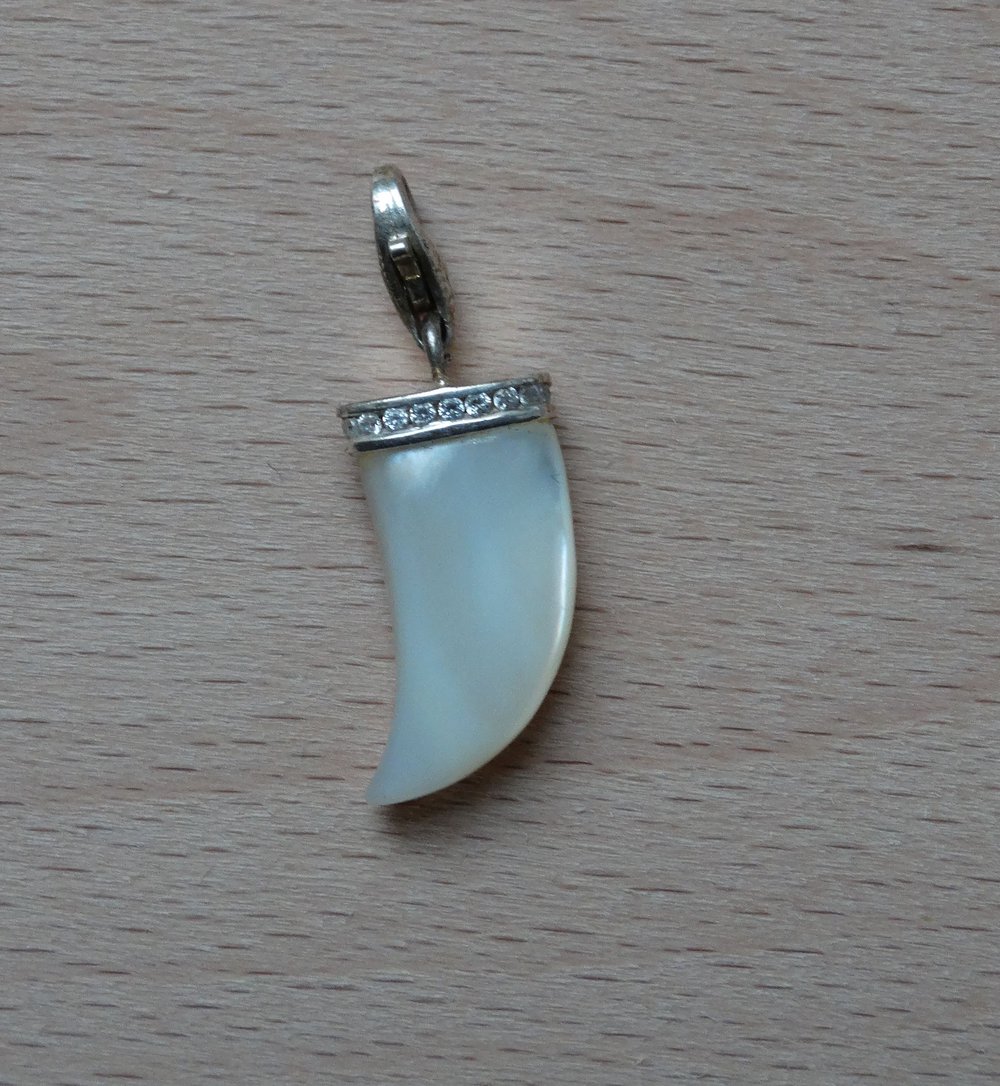 Edler Anhänger / Charm von Thomas Sabo, 925er Silber/Perlmutt/Zirkonia