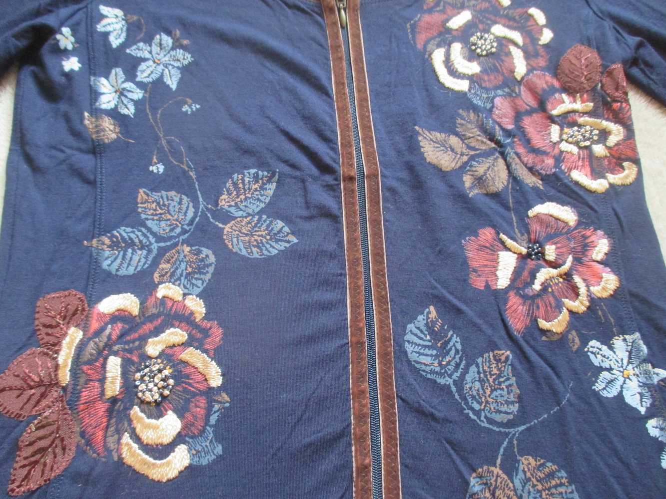 NEU * Blumen * Blüten * Flower * Glitzer Perlen Stickerei * Spitzen * Samt * Longsleeve T- Shirt * Jäckchen * Cardigan 