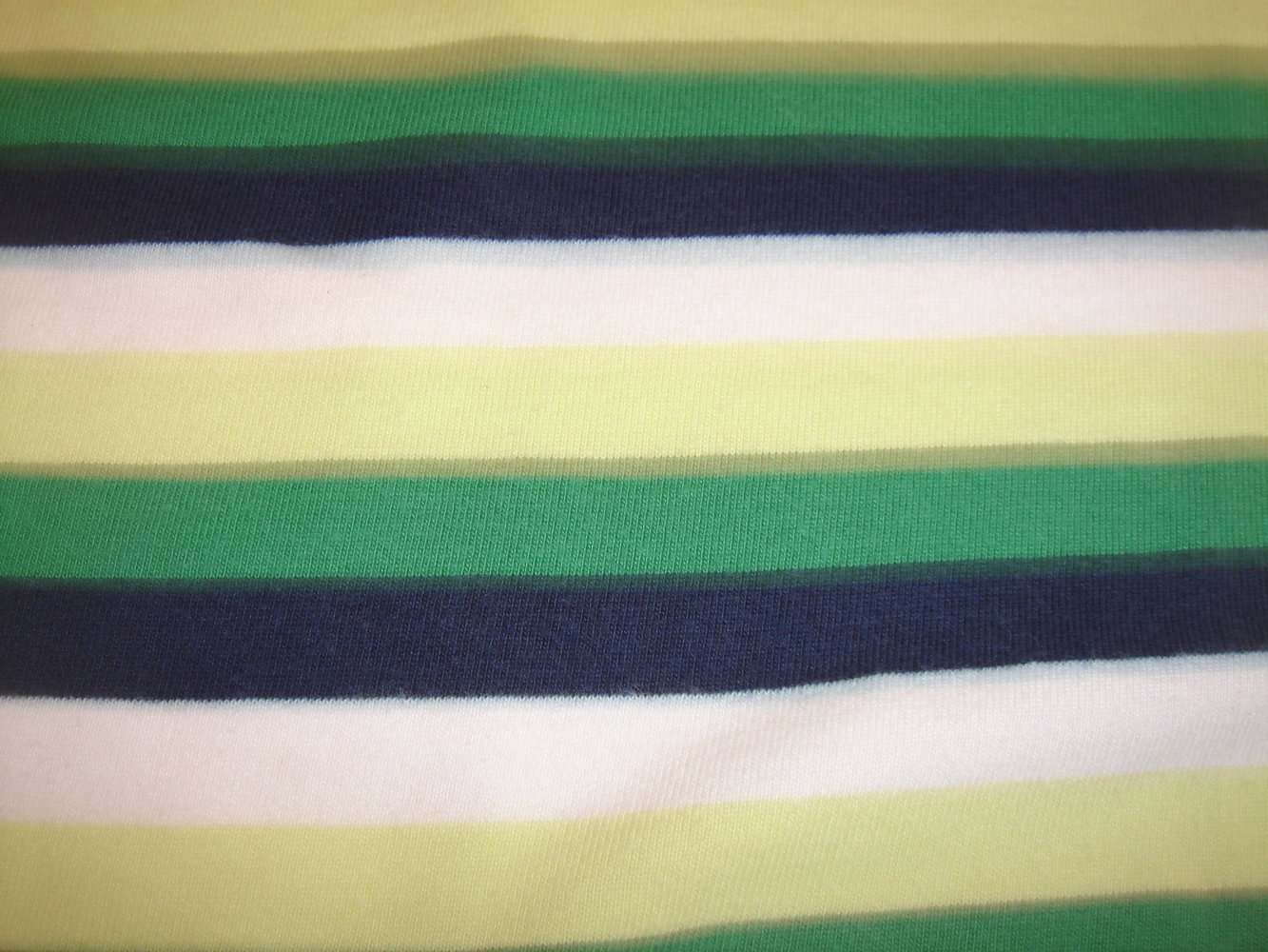 wunderschönes neuwertiges longshirt gr.110/116