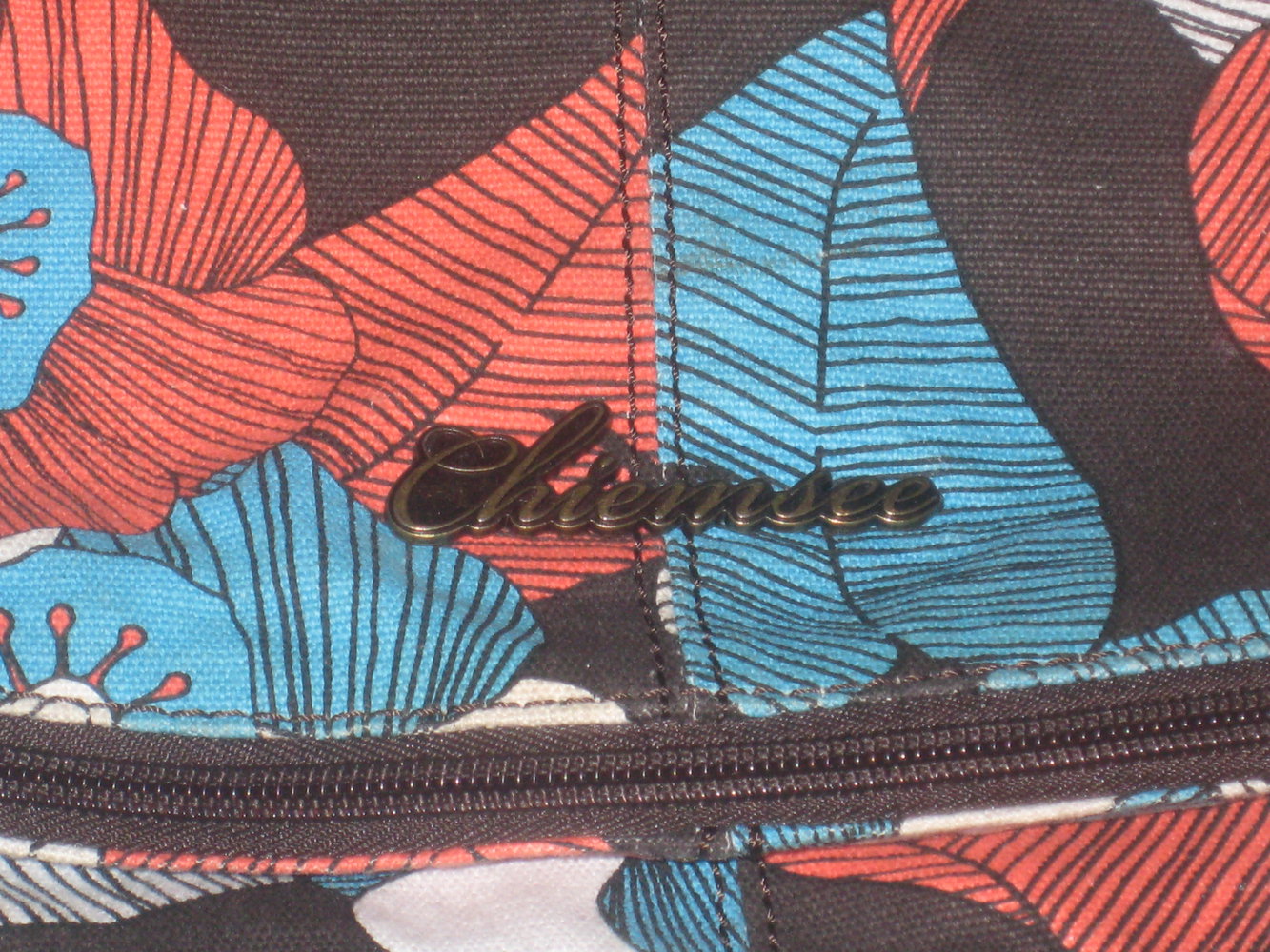 Chiemsee Sholderbag, Tasche mit viel Volumen